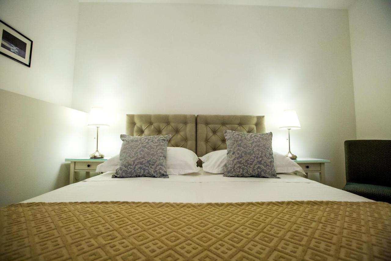 Rooms Margarita Stobreč Buitenkant foto